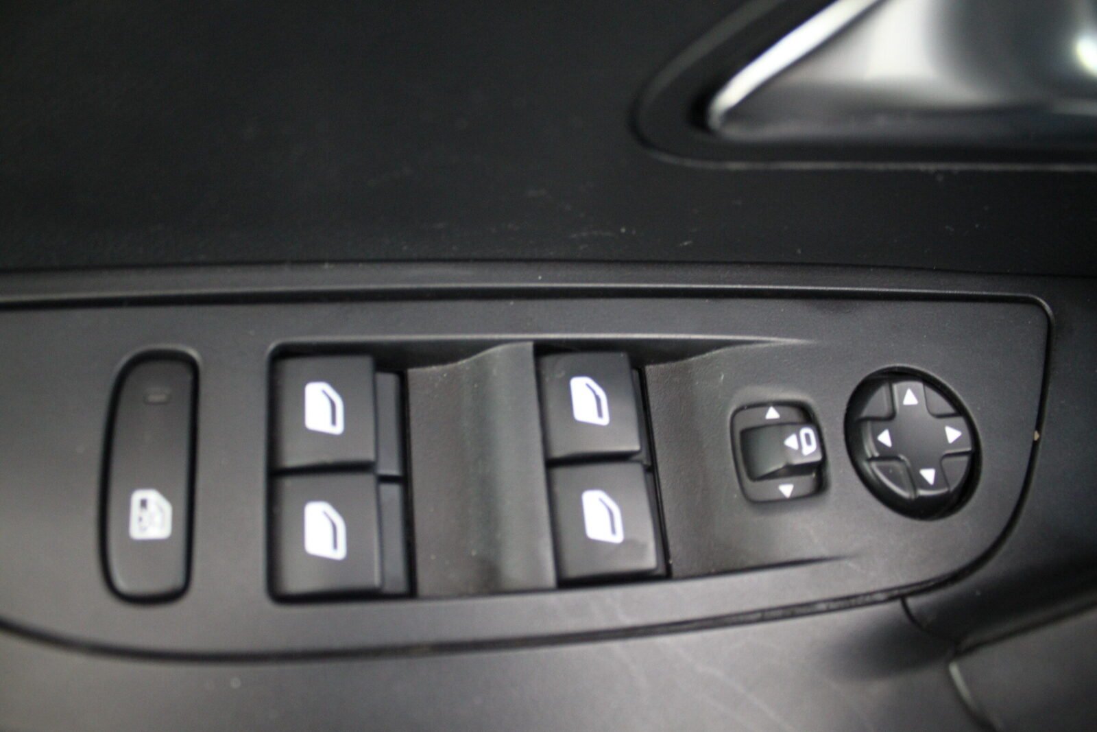 PEUGEOT 2008 Active Pack Puretech 100 SS BVM6