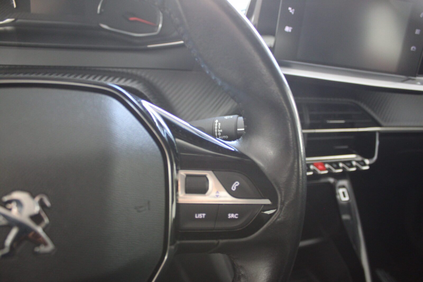 PEUGEOT 2008 Active Pack Puretech 100 SS BVM6