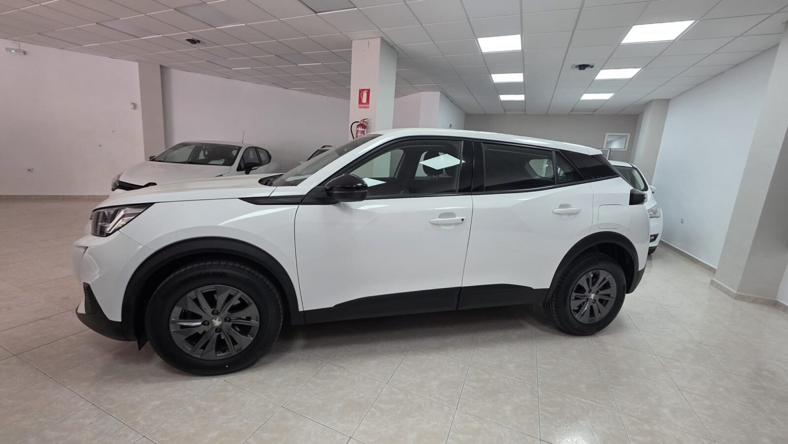 PEUGEOT 2008 Active Pack Puretech 100 SS BVM6