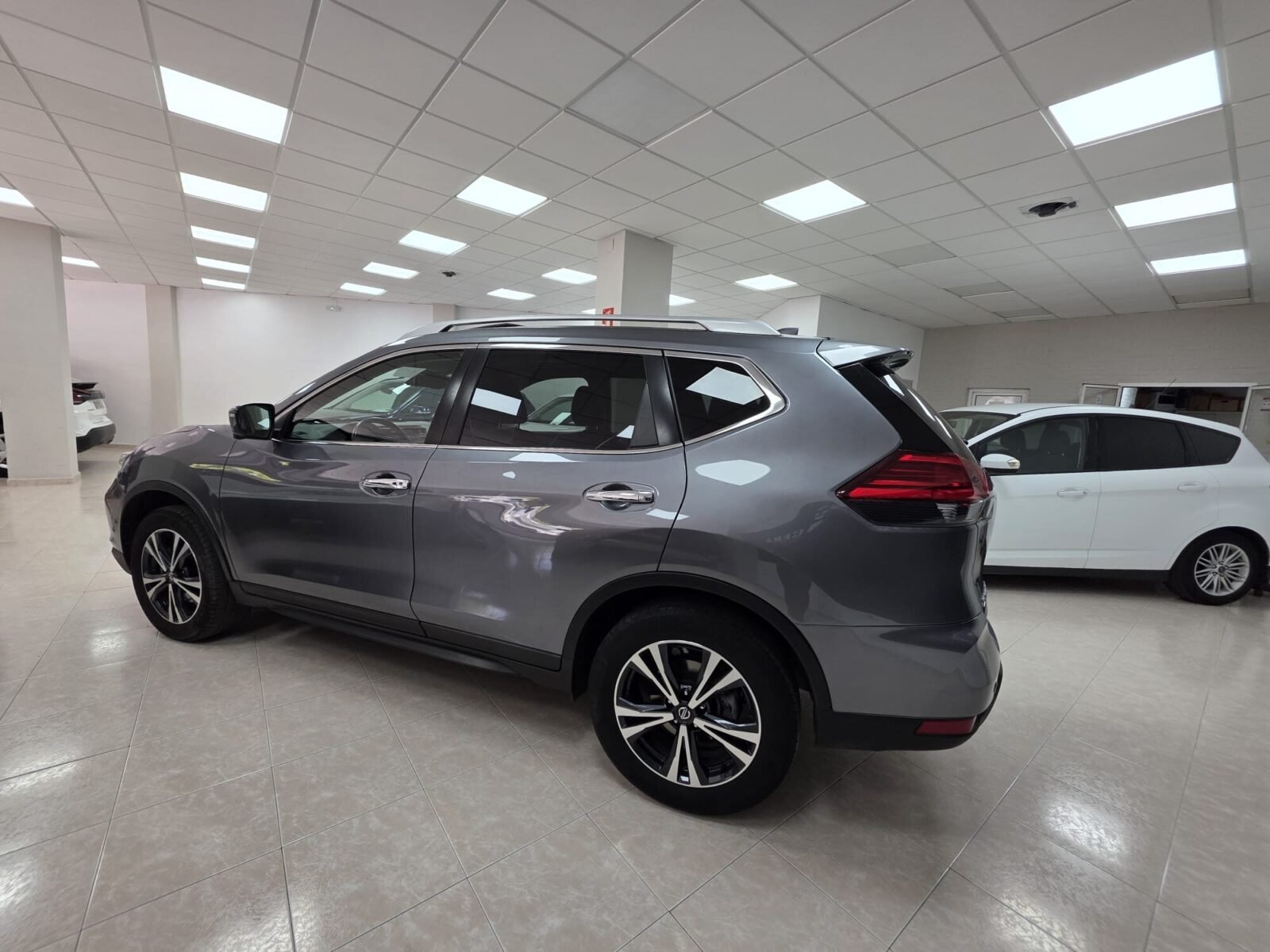 NISSAN XTRAIL 7p digt e6d dct NCONN