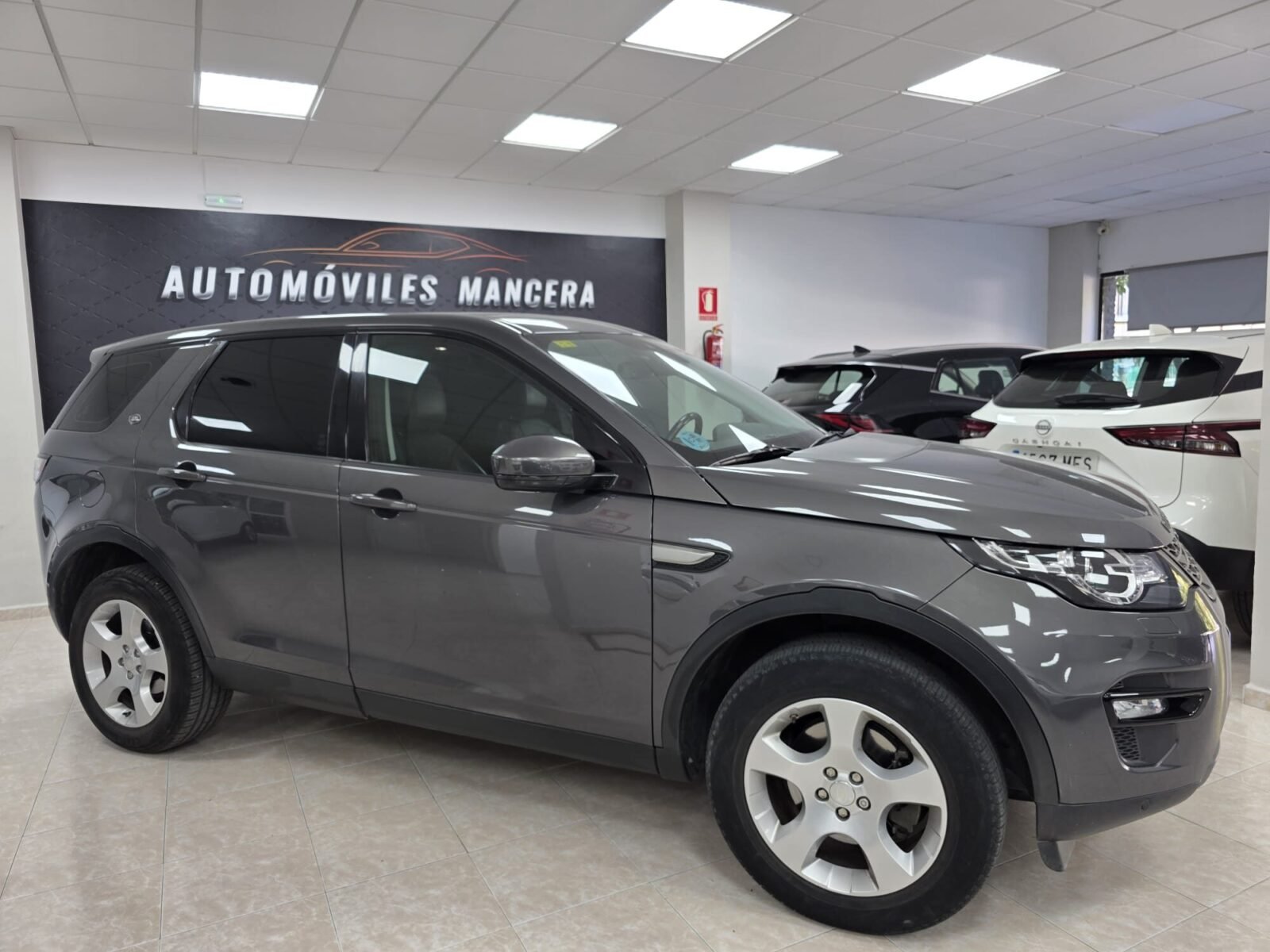 LAND-ROVER Discovery Sport
