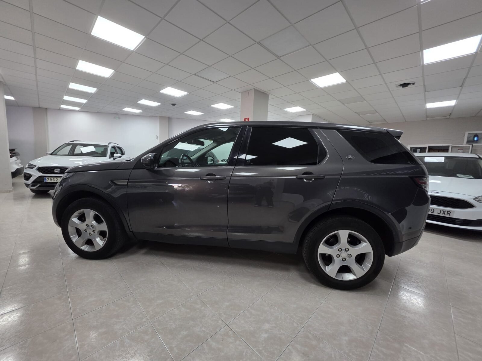 LAND-ROVER Discovery Sport