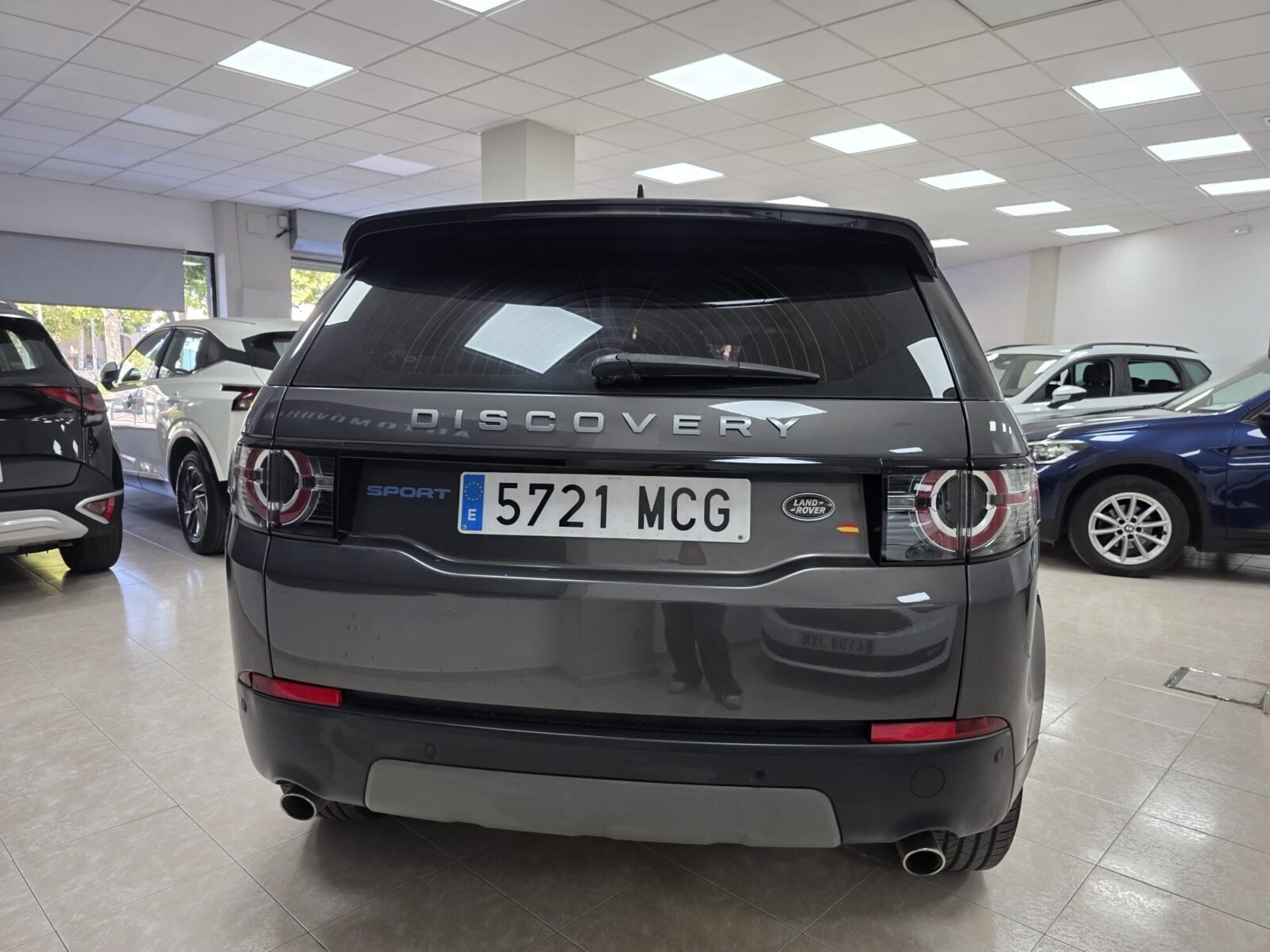 LAND-ROVER Discovery Sport