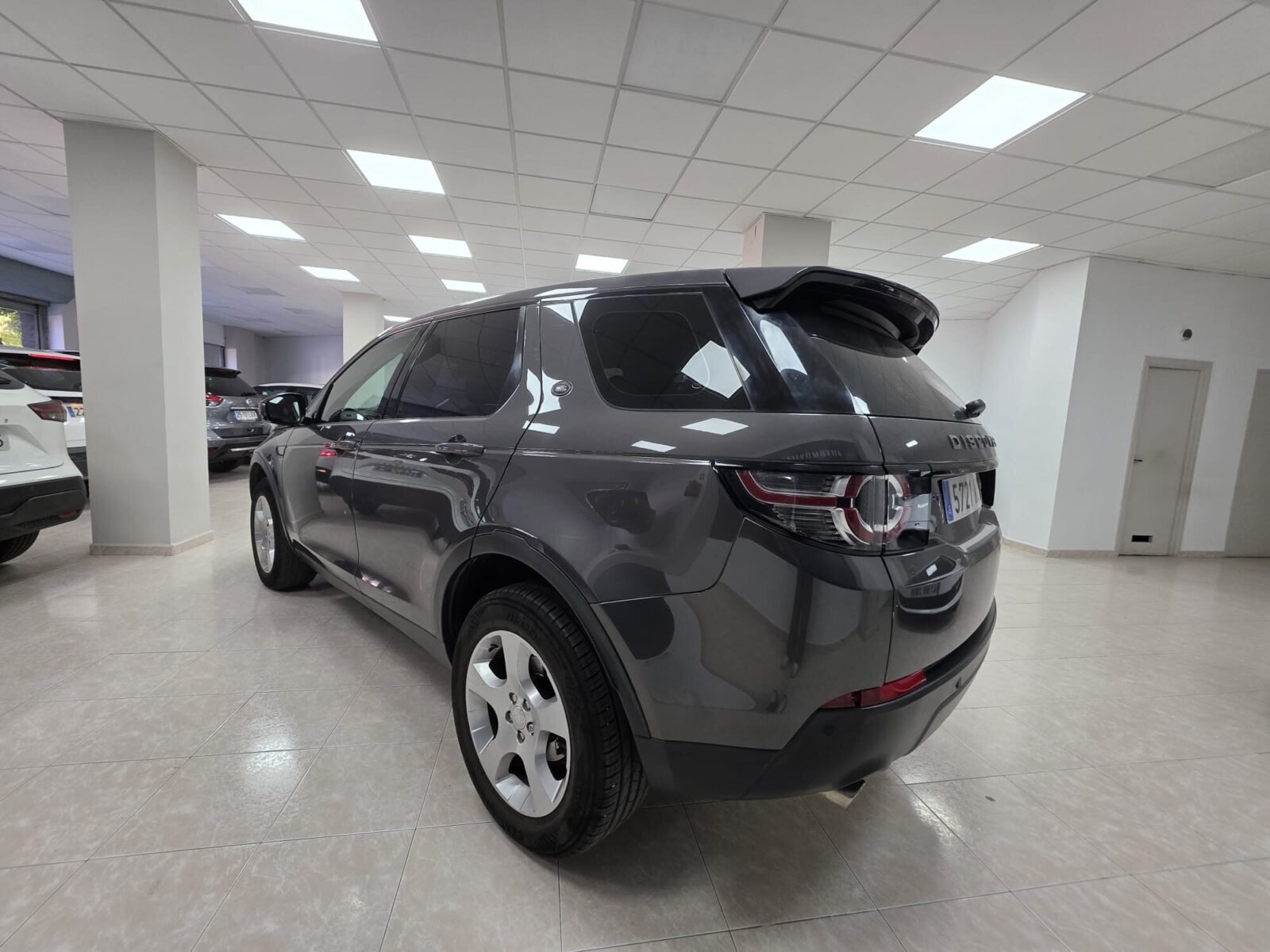 LAND-ROVER Discovery Sport